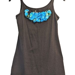 Donating Soon! Free GWP 🖤 New York & Company Floral Embellished Black Tank Top